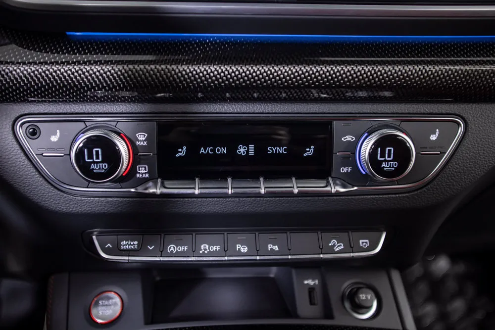 Audi SQ5 photo 29