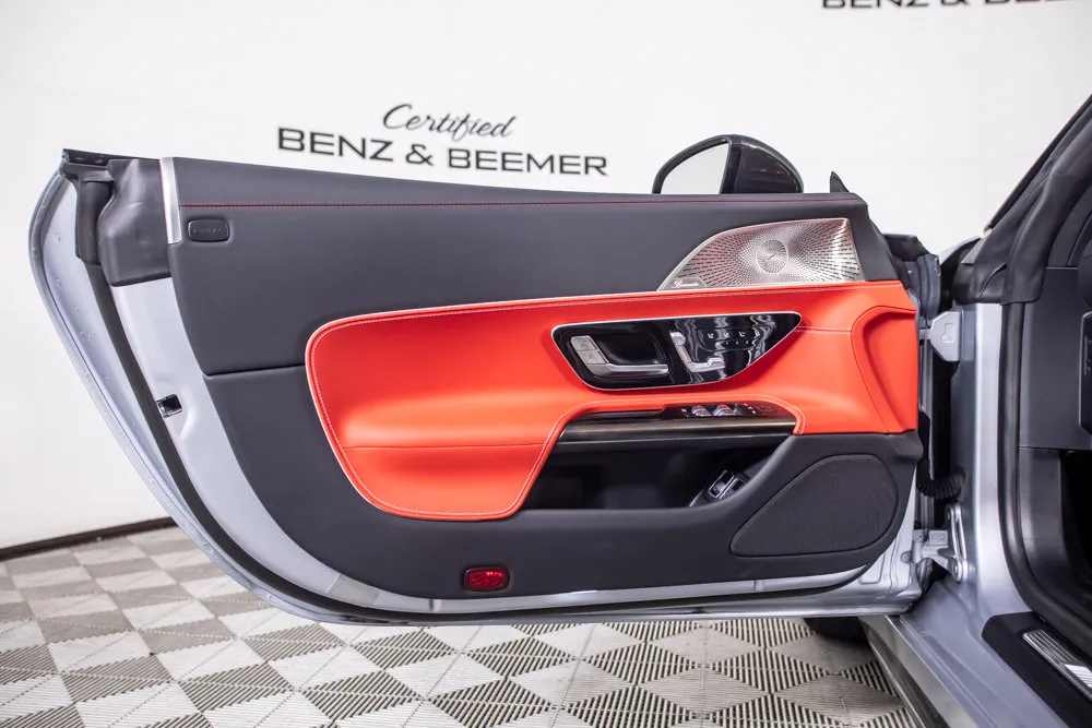 Mercedes-Benz SL-Class photo 21