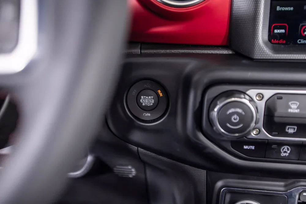 Jeep Wrangler photo 34