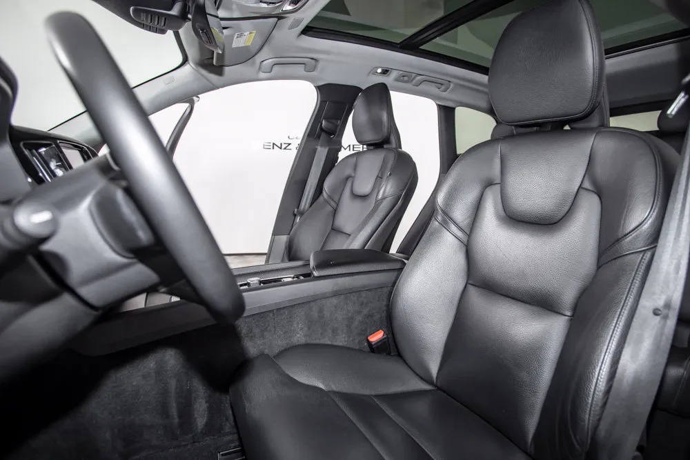 Volvo XC60 photo 13