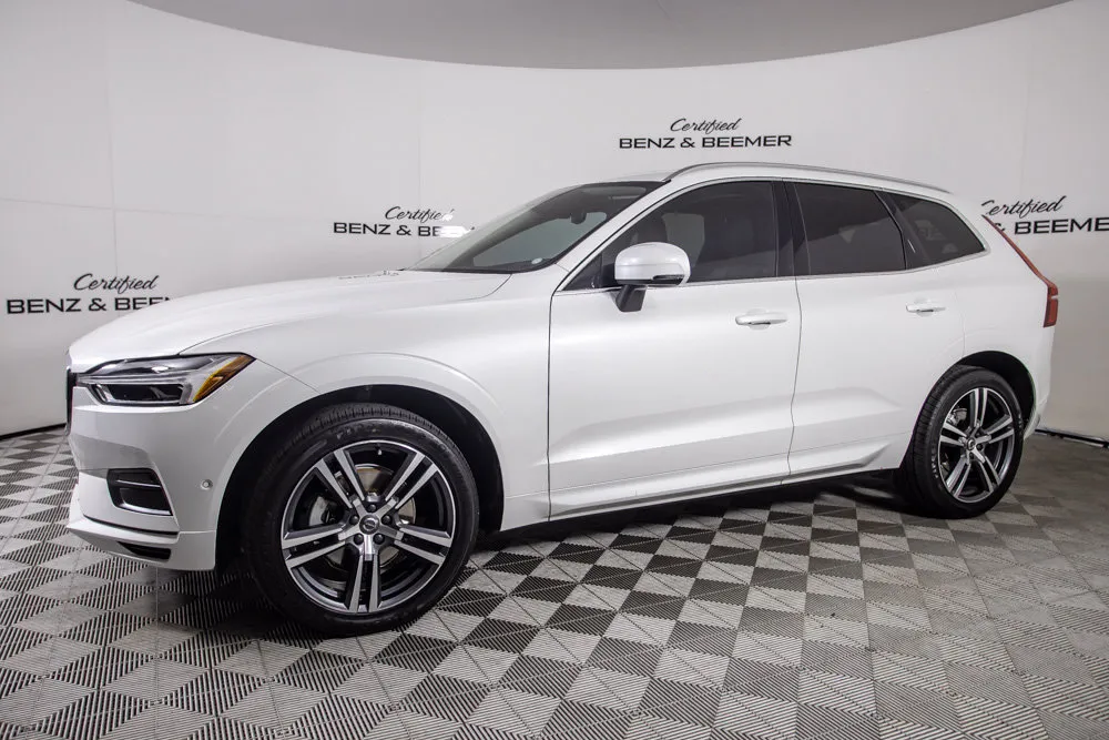 Volvo XC60 photo 9