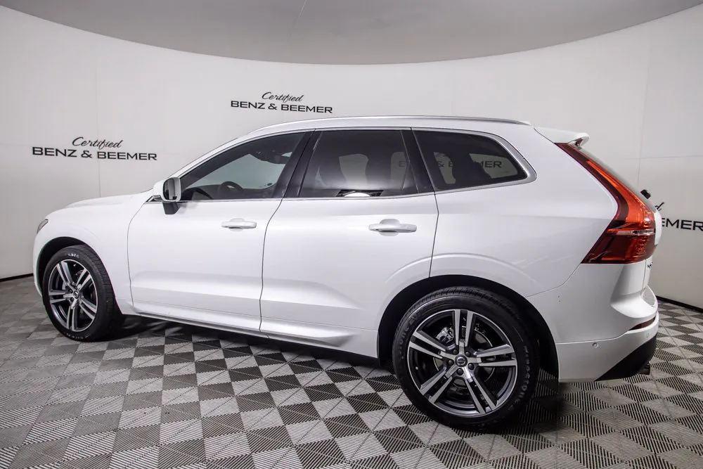Volvo XC60 photo 11