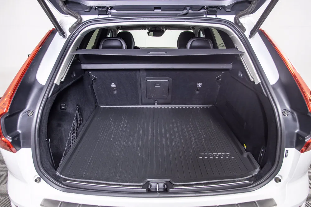 Volvo XC60 photo 8