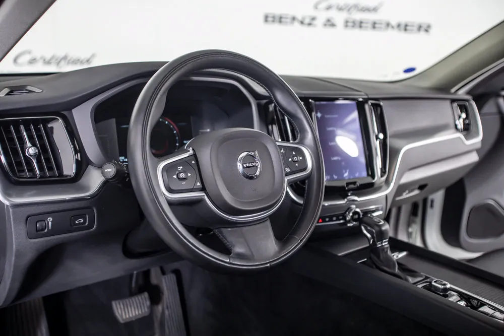 Volvo XC60 photo 21