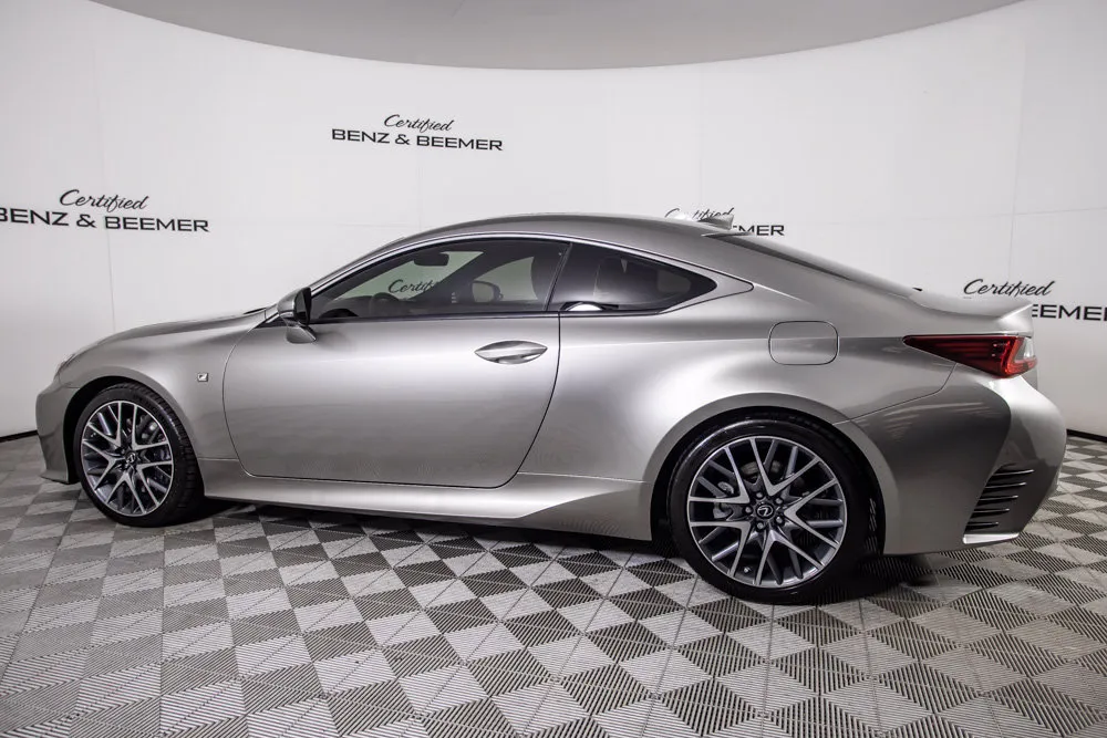 Lexus RC photo 11