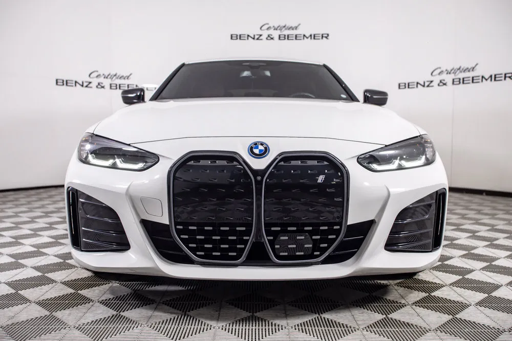 BMW i4 photo 5