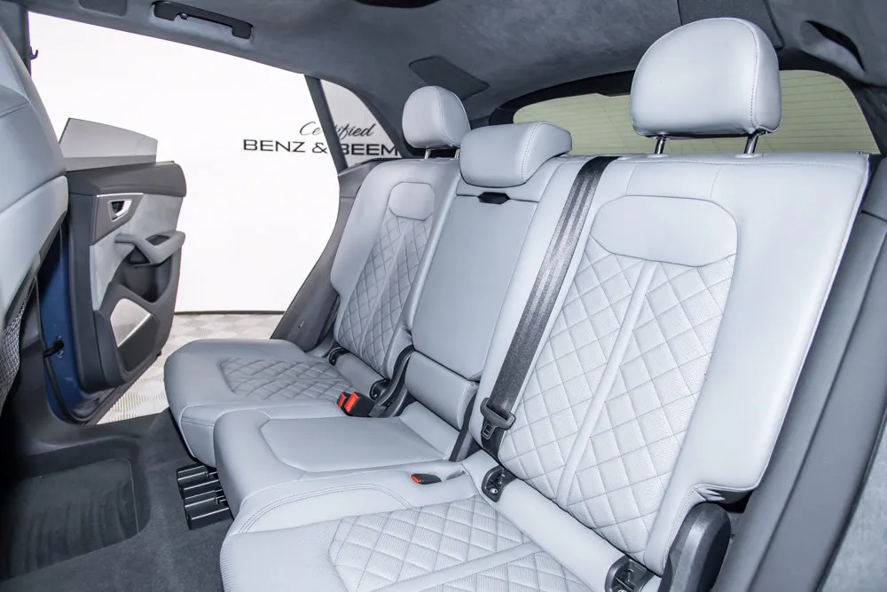 Audi SQ8 photo 14