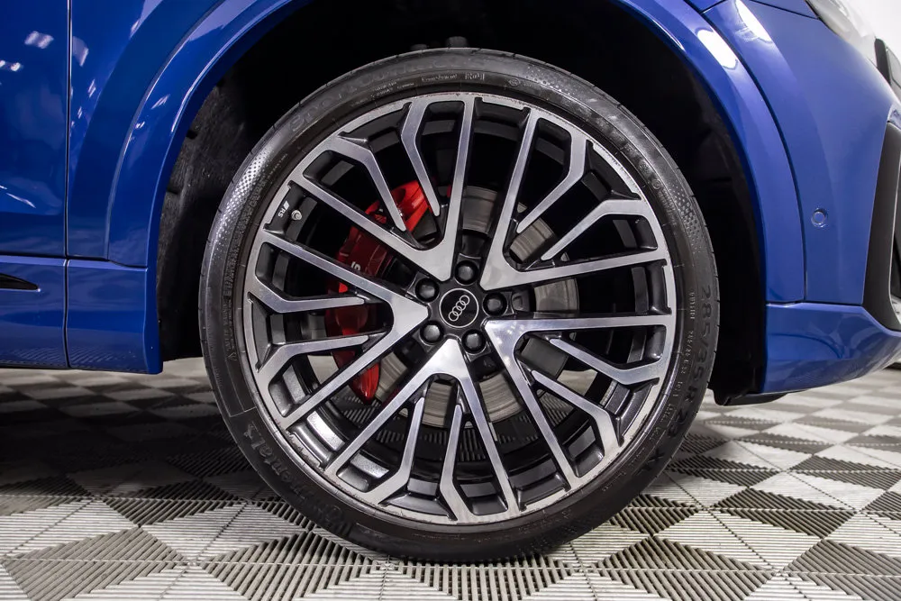 Audi SQ8 photo 42