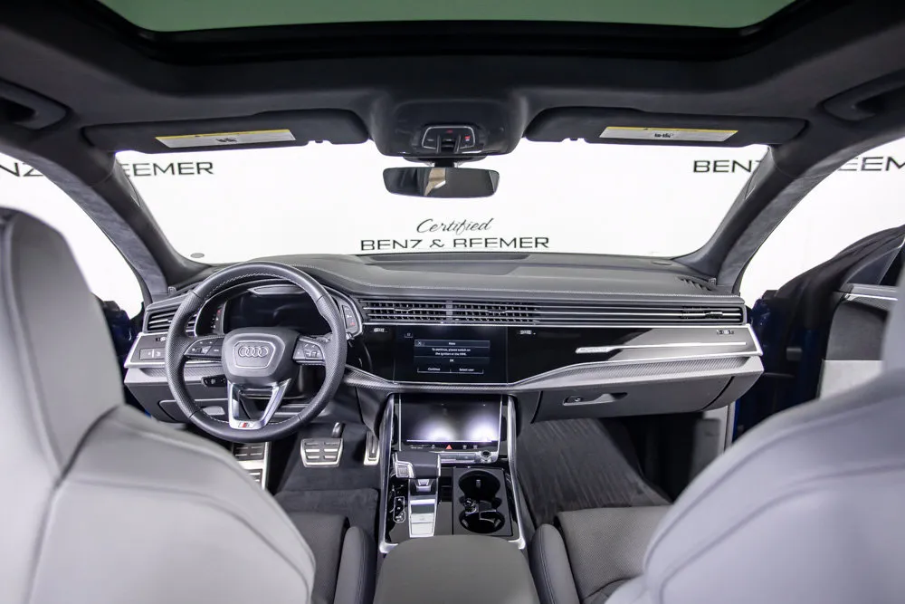 Audi SQ8 photo 25