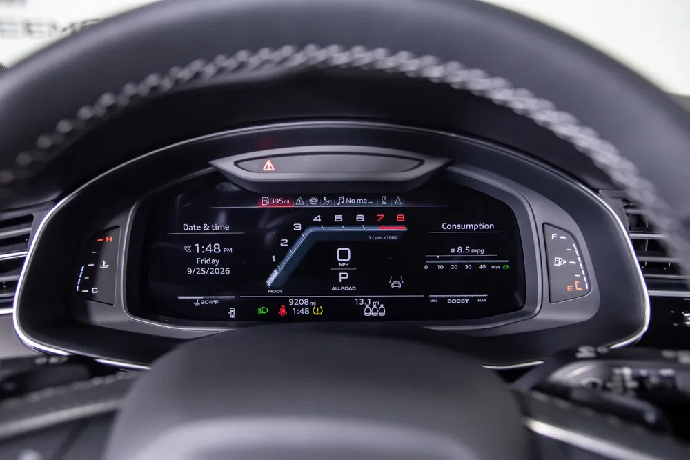Audi SQ8 photo 28