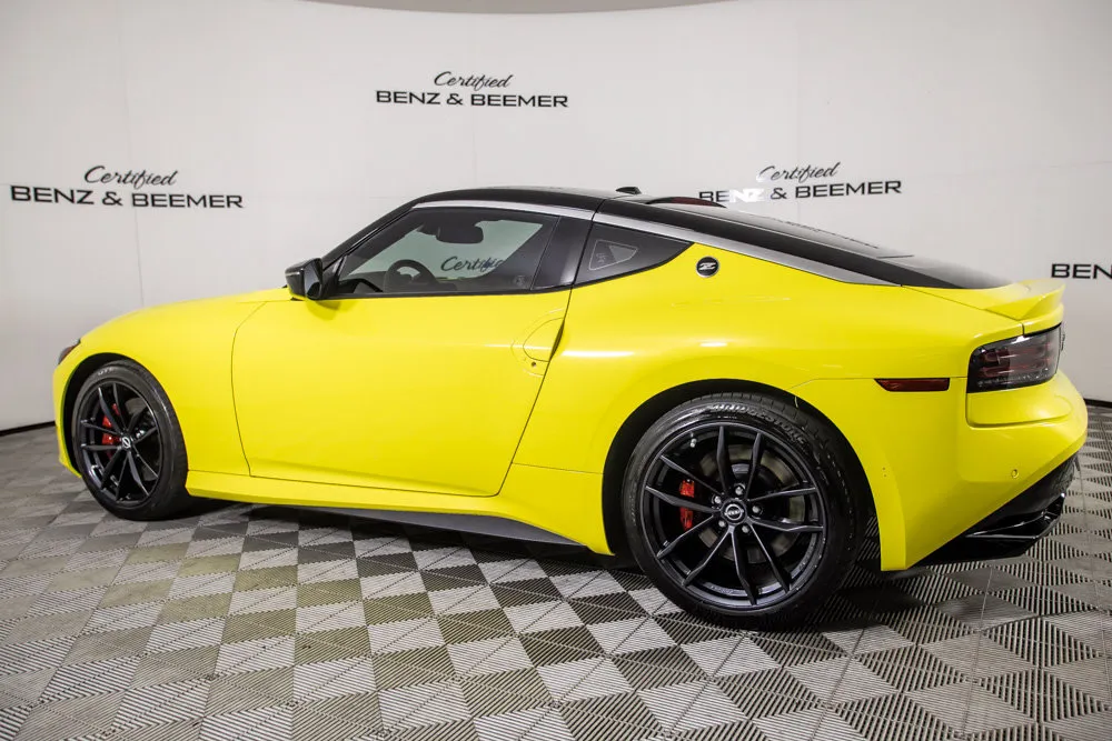 Nissan Z photo 14