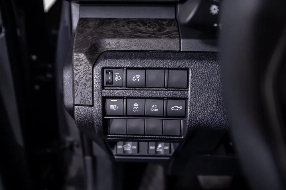 Toyota Tacoma photo 37