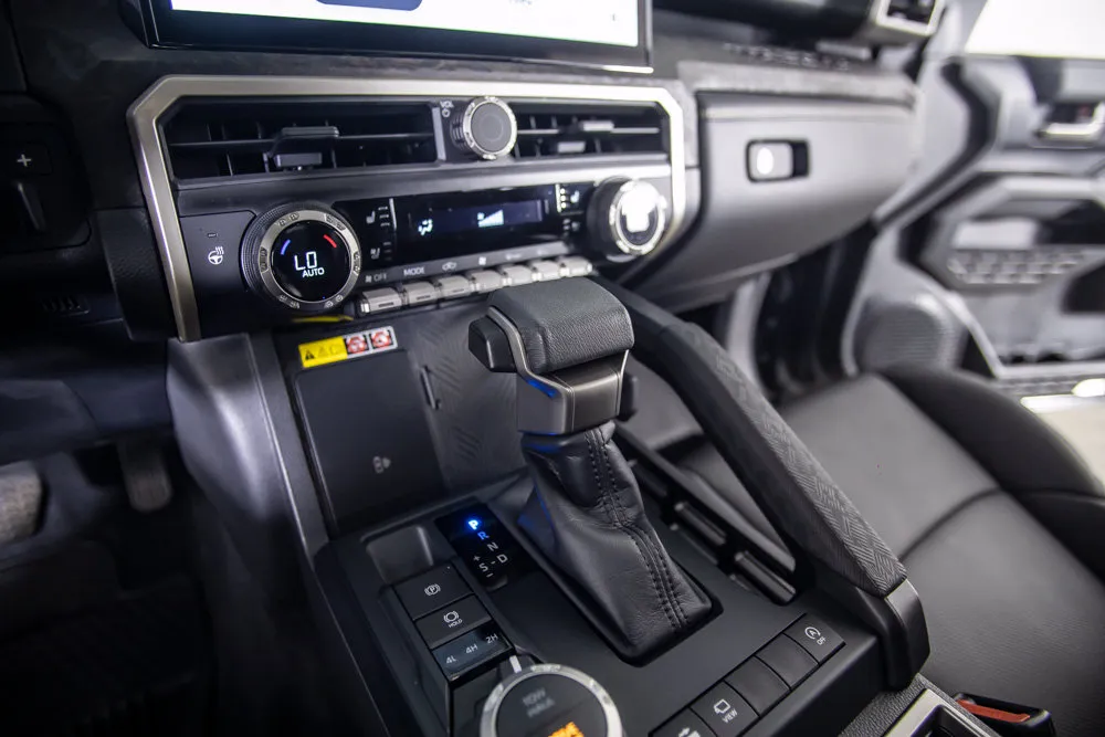 Toyota Tacoma photo 31