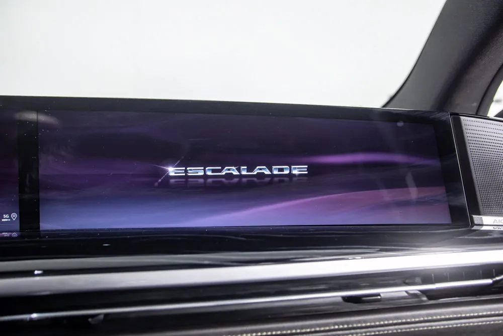 Cadillac Escalade ESV photo 38