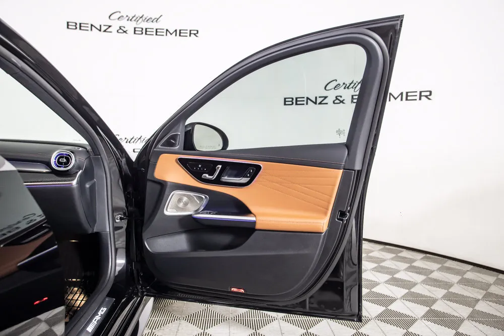 Mercedes-Benz C-Class photo 19