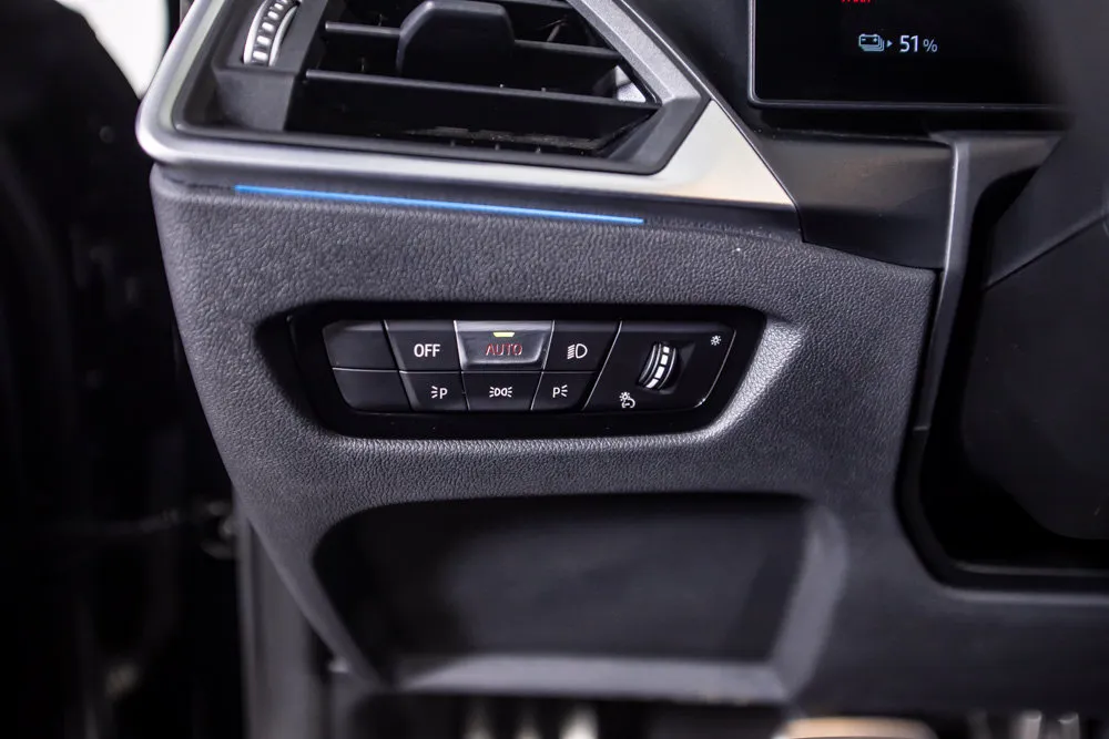 BMW i4 photo 35