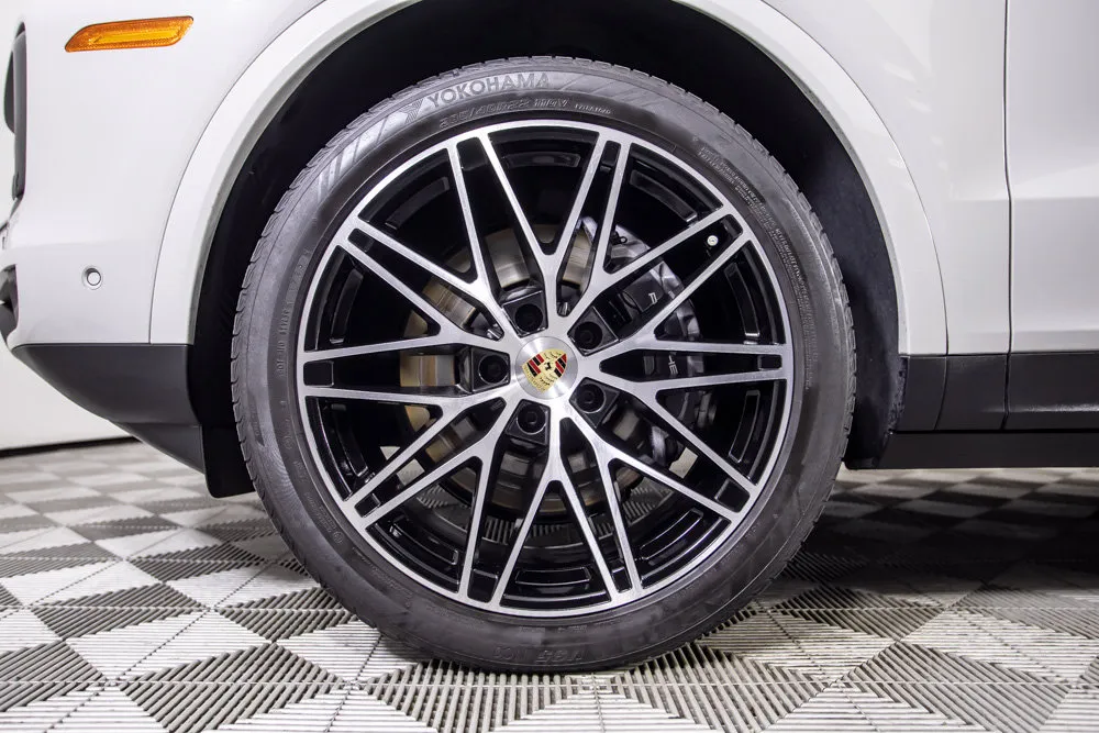 Porsche Cayenne photo 44