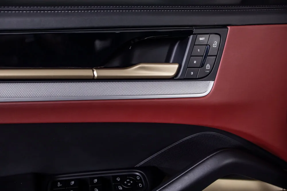 Porsche Cayenne photo 20
