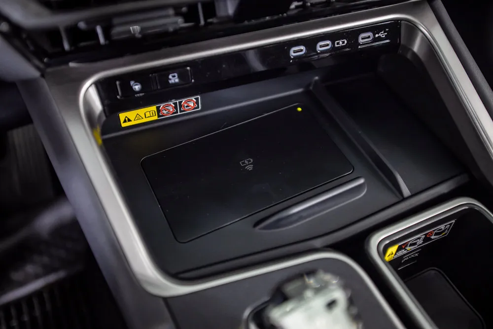 Lexus TX photo 33