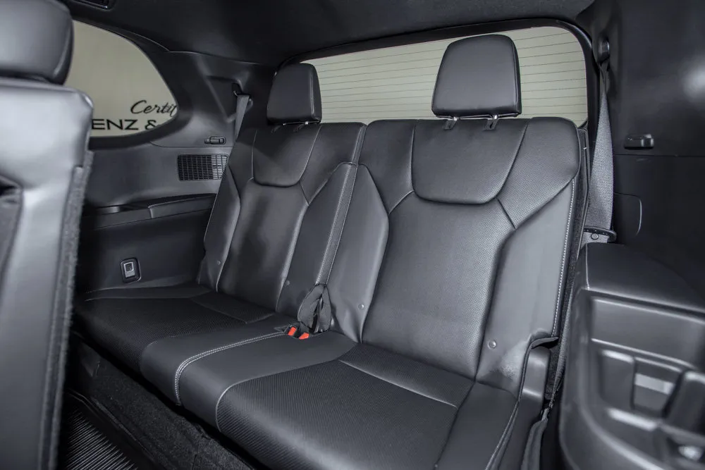 Lexus TX photo 15