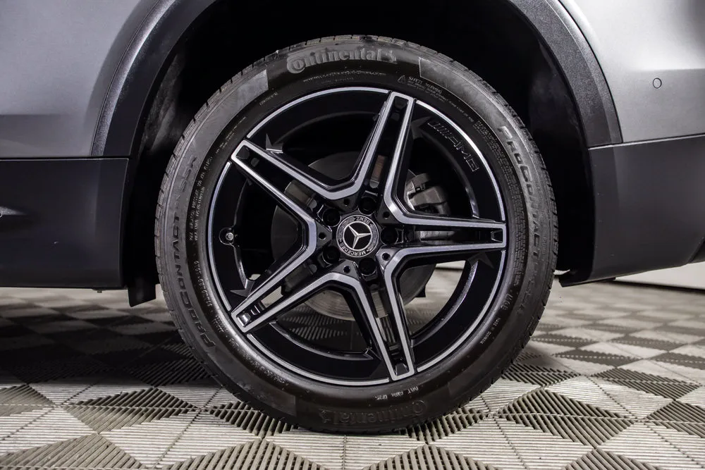 Mercedes-Benz GLB photo 43