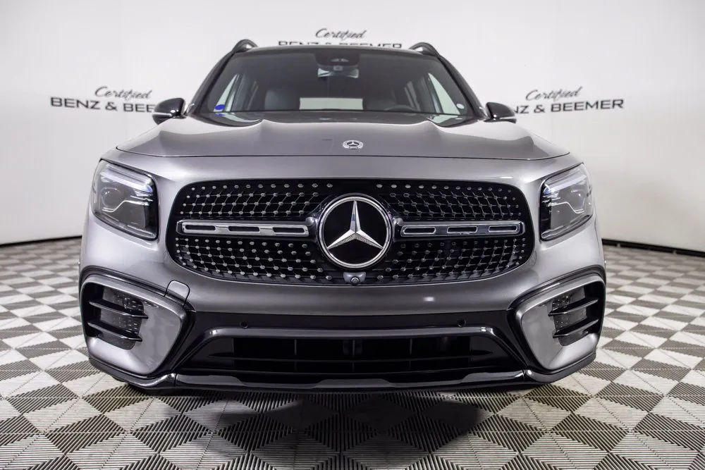 Mercedes-Benz GLB photo 5