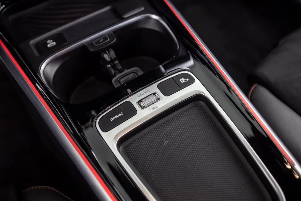 Mercedes-Benz GLB photo 35