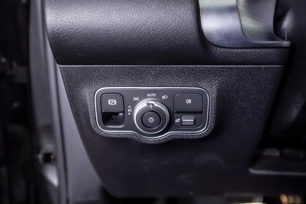 Mercedes-Benz GLB photo 37