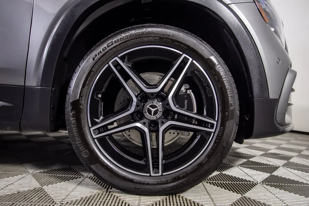 Mercedes-Benz GLB photo 41