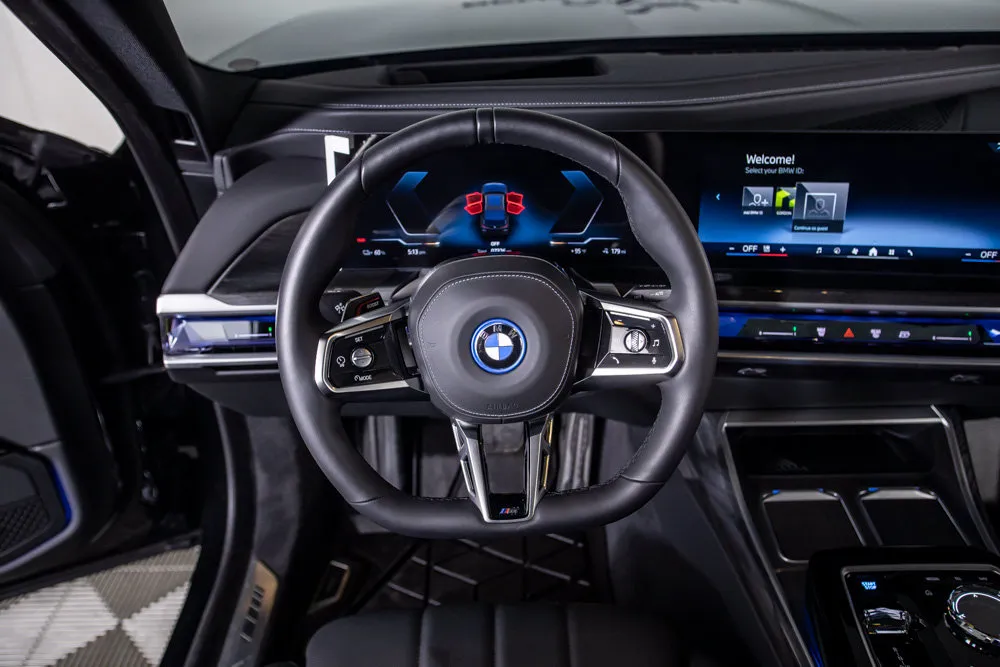 BMW i7 photo 23