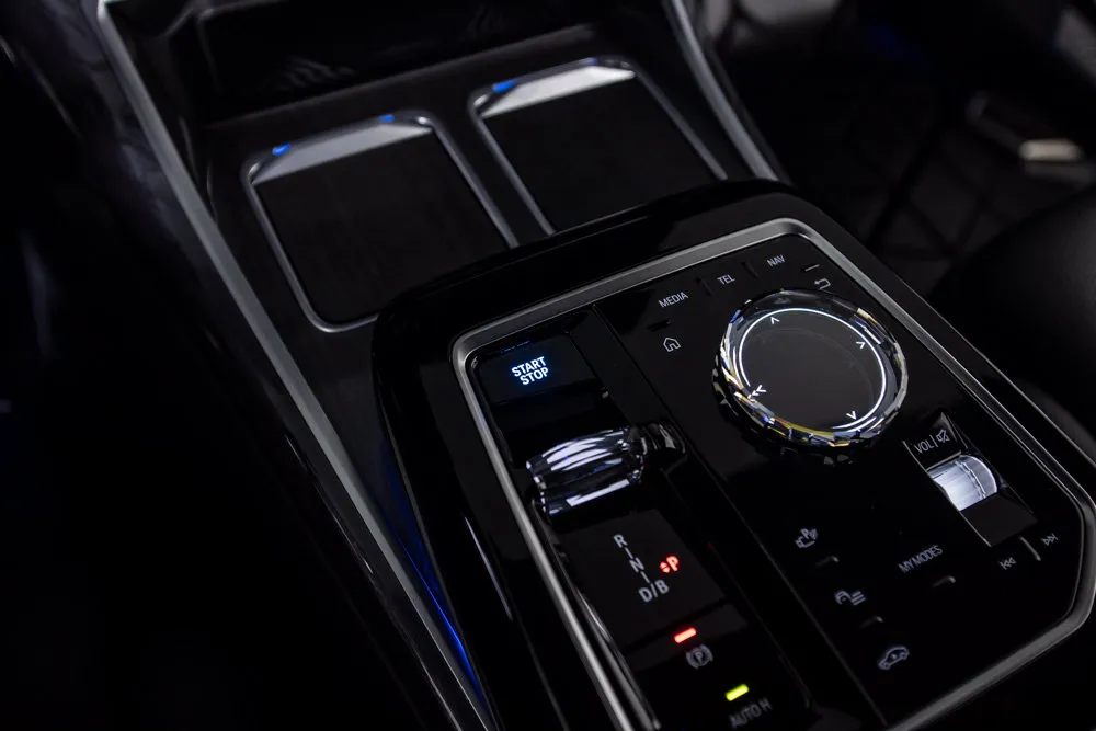 BMW i7 photo 33
