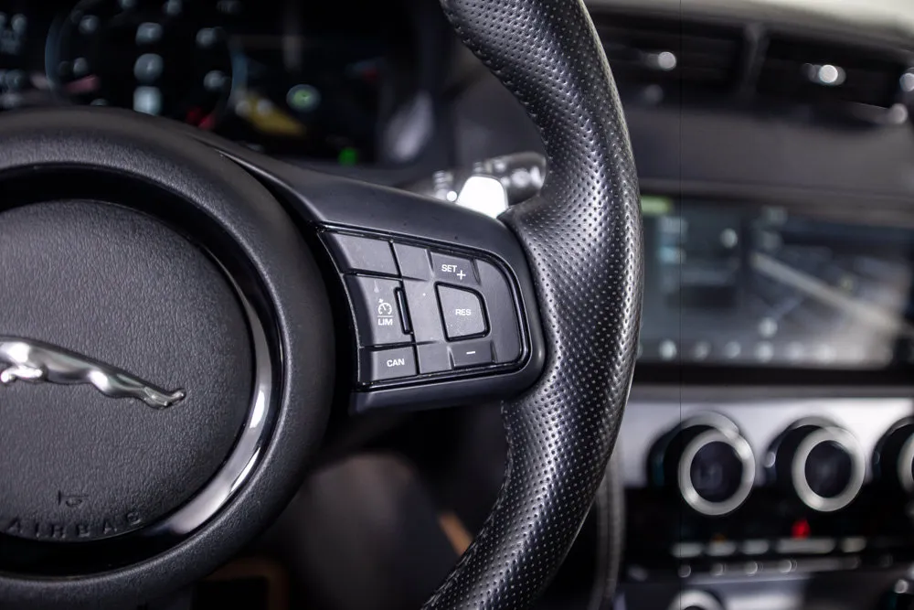 Jaguar F-TYPE photo 43