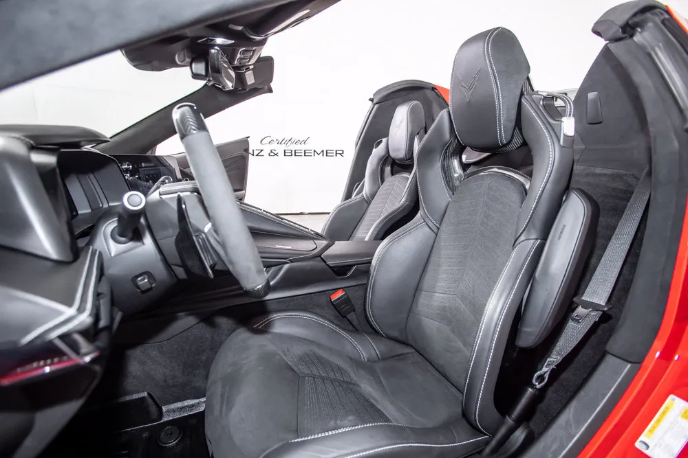 Chevrolet Corvette photo 16