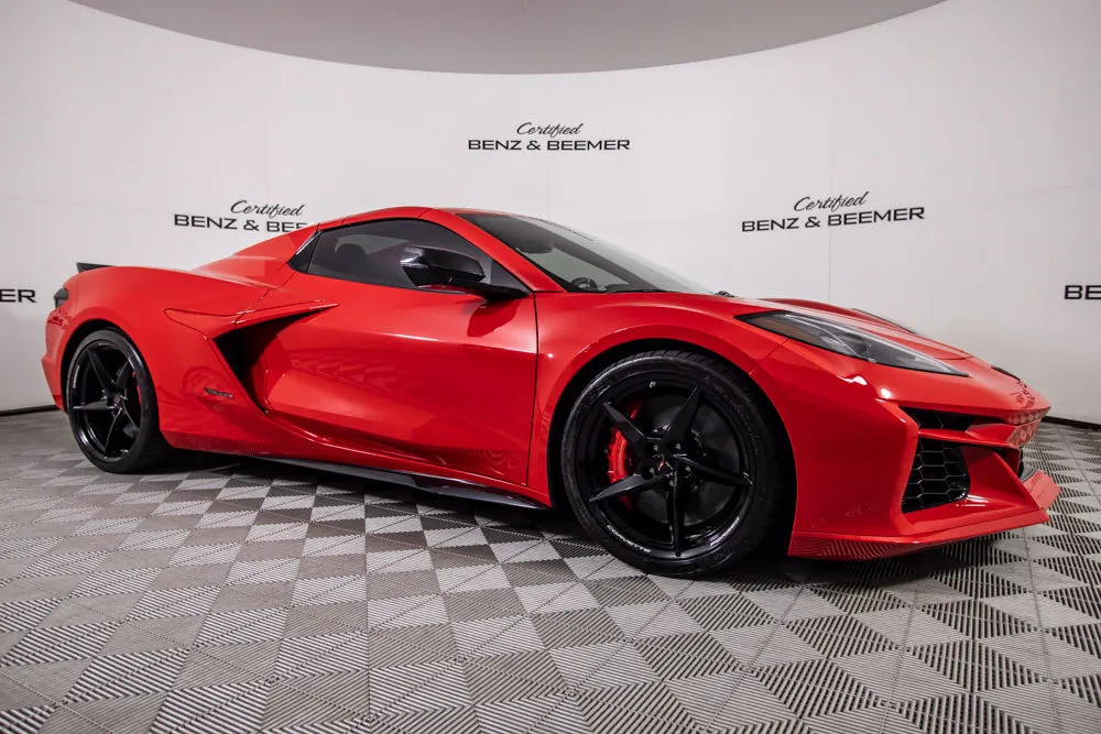 Chevrolet Corvette photo 2