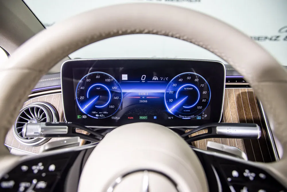 Mercedes-Benz EQS photo 26
