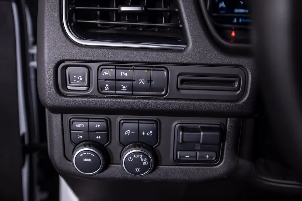 Chevrolet Tahoe photo 37