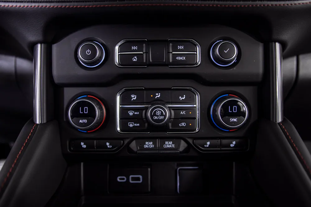 Chevrolet Tahoe photo 34