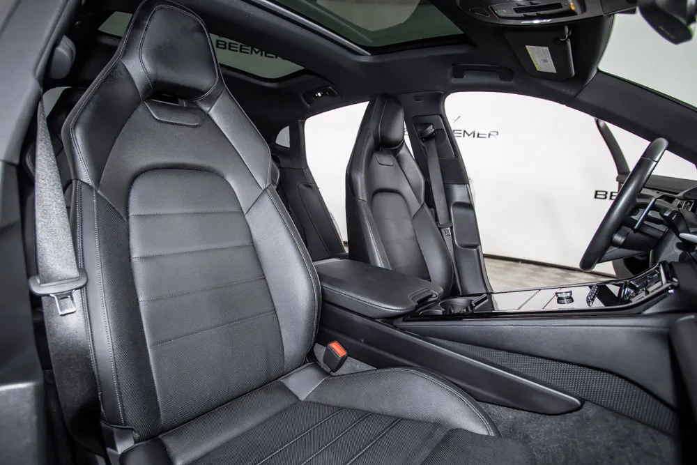 Porsche Panamera photo 16