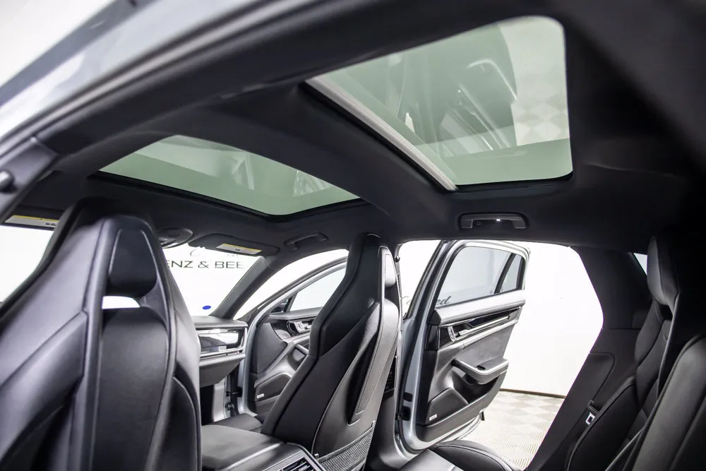 Porsche Panamera photo 22