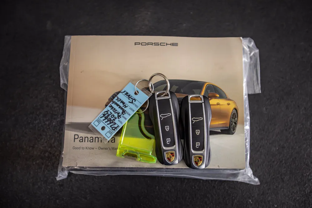 Porsche Panamera photo 45