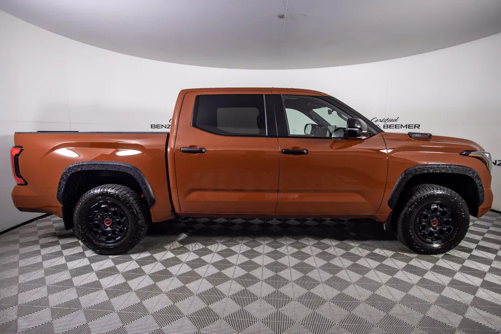 Toyota Tundra photo 14