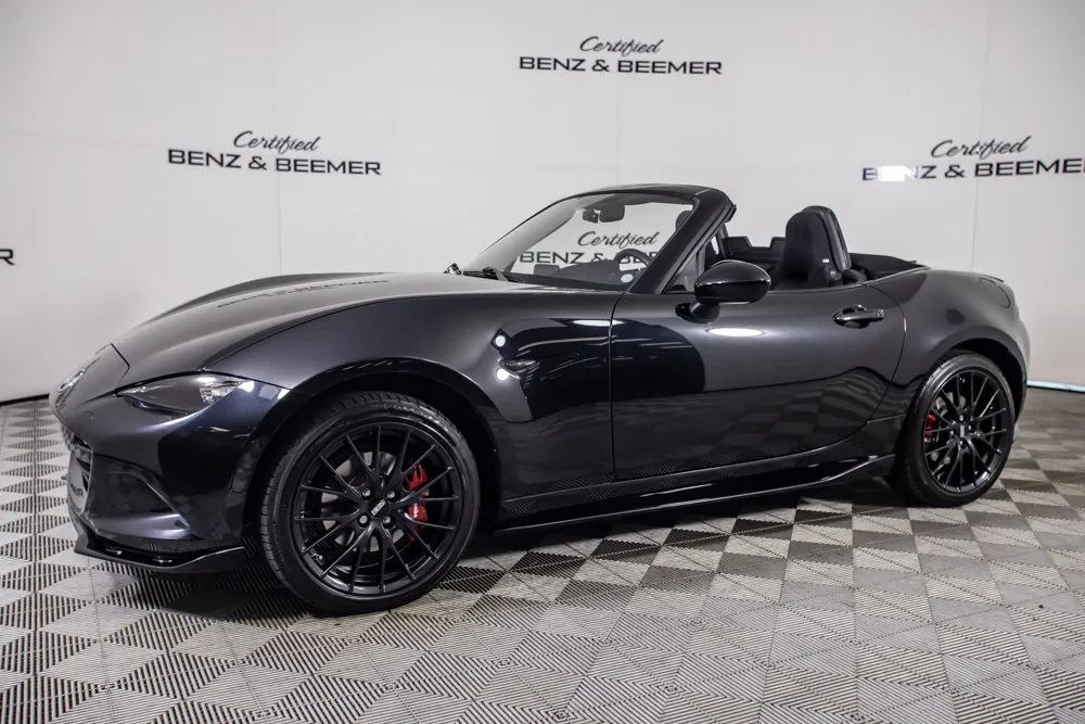 Mazda Miata photo 11
