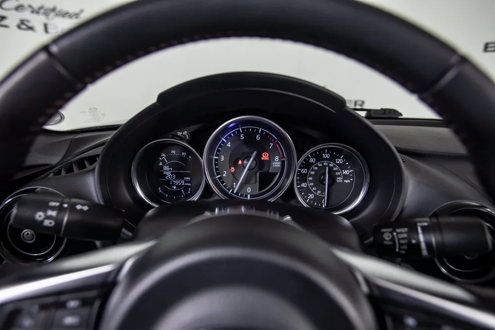 Mazda Miata photo 23