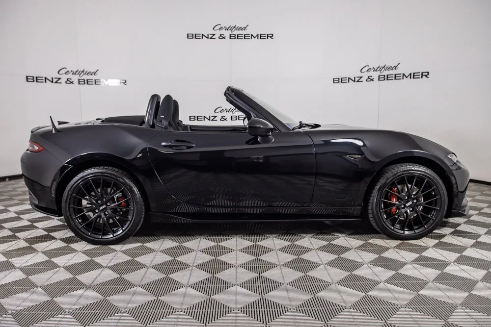 Mazda Miata photo 4
