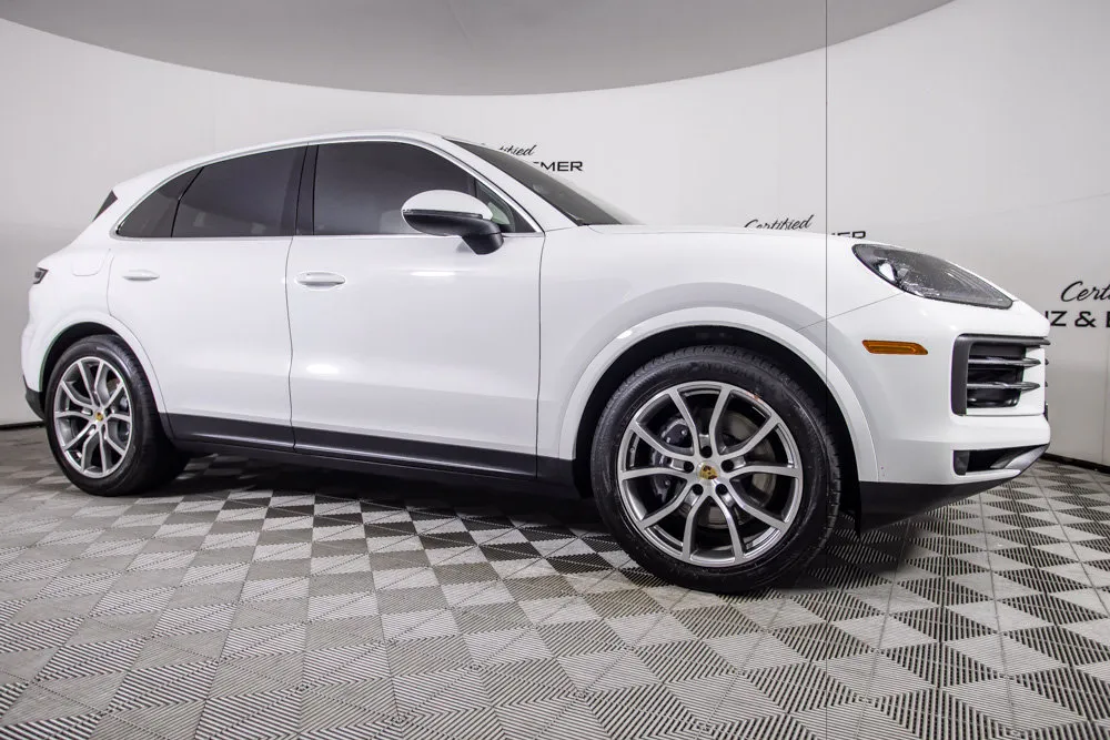 Porsche Cayenne photo 3