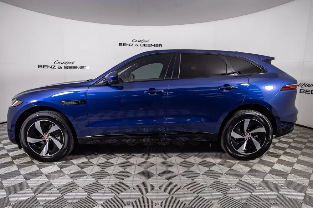 Jaguar F-PACE photo 7