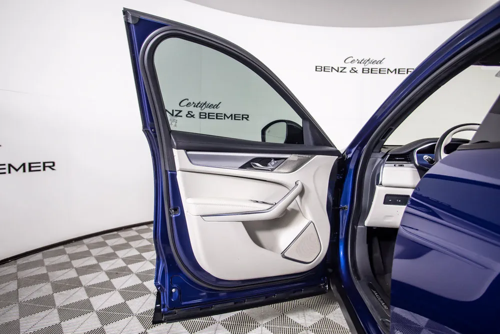 Jaguar F-PACE photo 25