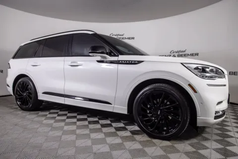 Another view of 2023 Lincoln Aviator Reserve for sale in Scottsdale, AZ at Certified Benz & Beemer