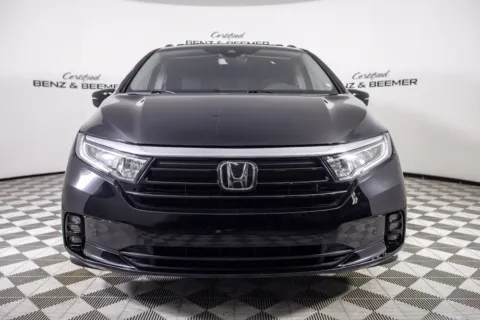 More photos of 2024 Honda Odyssey Touring at Certified Benz & Beemer, AZ