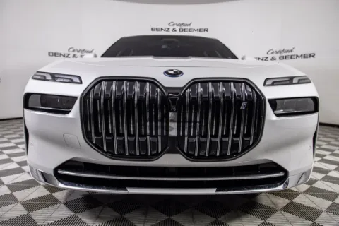 More photos of 2023 BMW i7 xDrive60 at Certified Benz & Beemer, AZ